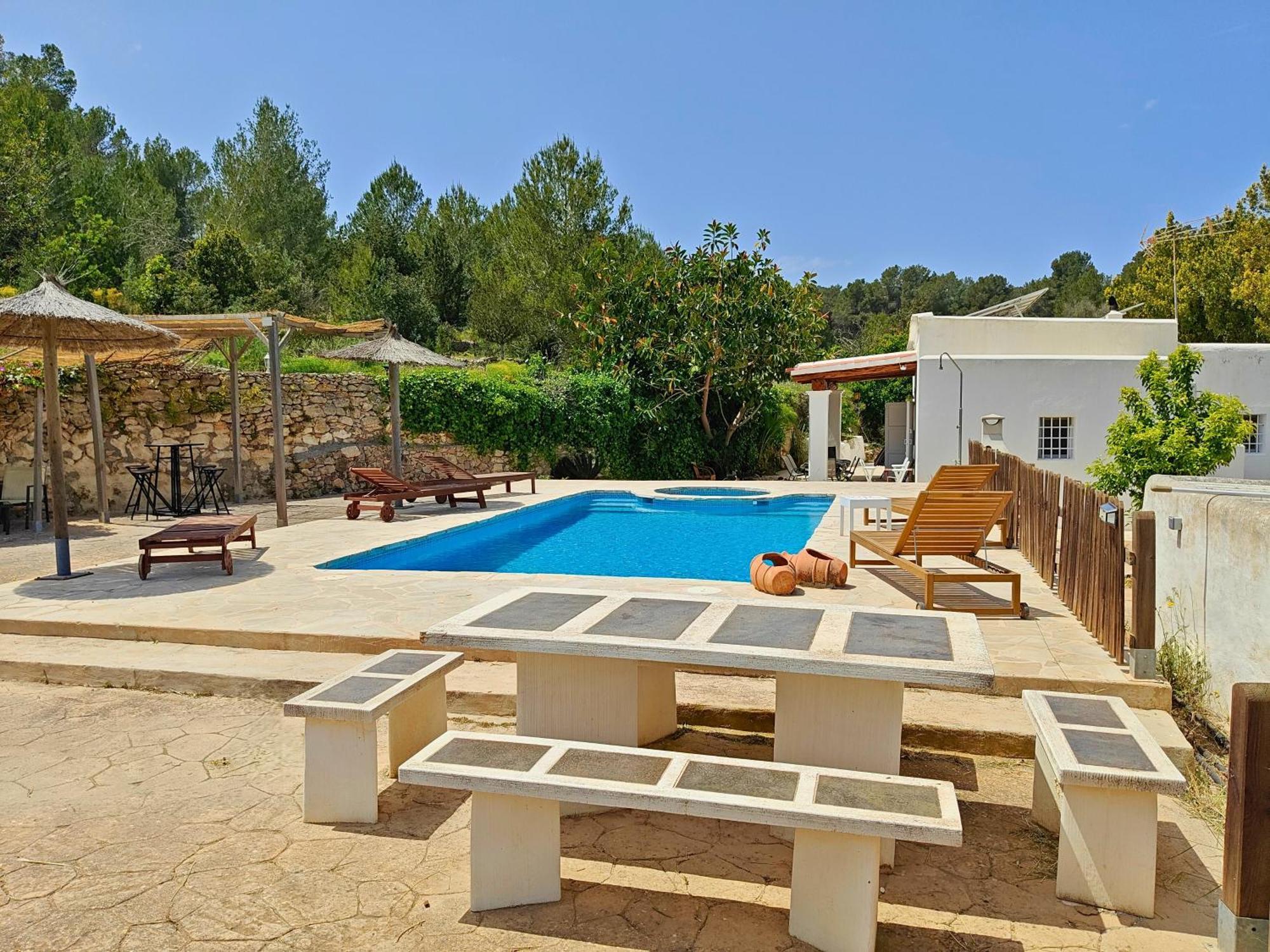 Mestreso Ibiza * Sant Joan De Labritja
